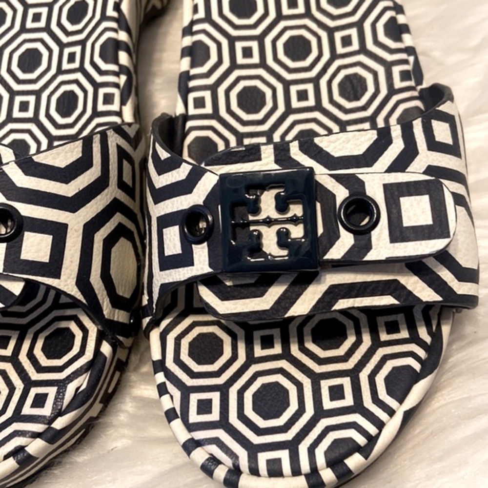Tory Burch Noah Navy Leather Slides Size 7 1/2 - Picture 8 of 16
